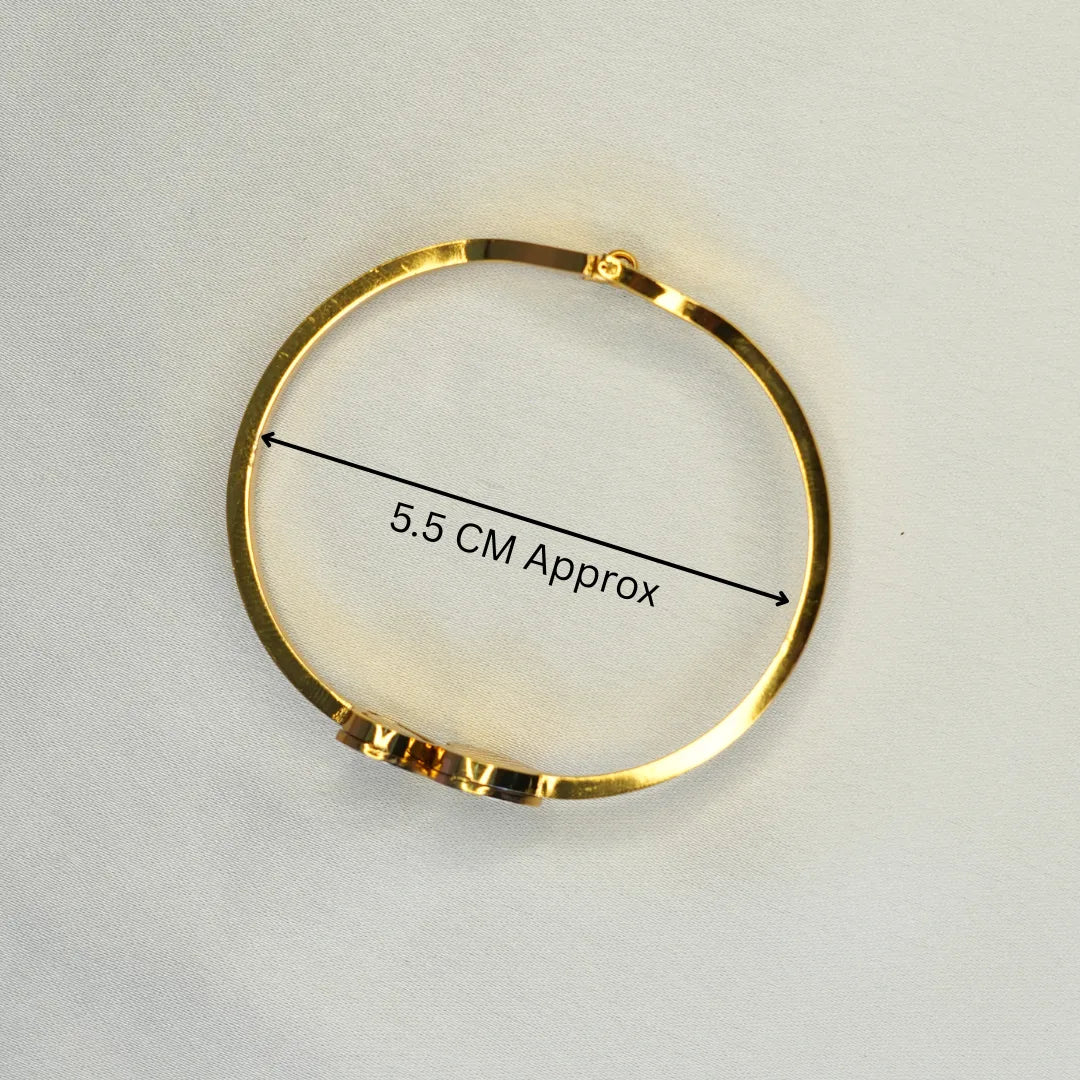 Golden Hearts Bracelet