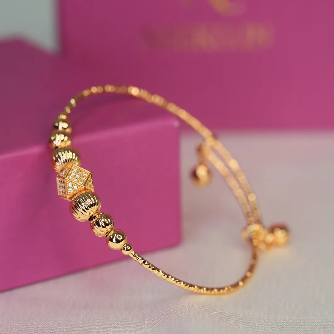Regal Bead Bracelet