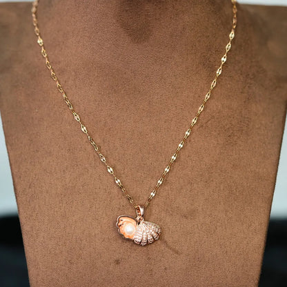 Golden Seashell Necklace