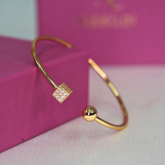 Golden Cube Bracelet