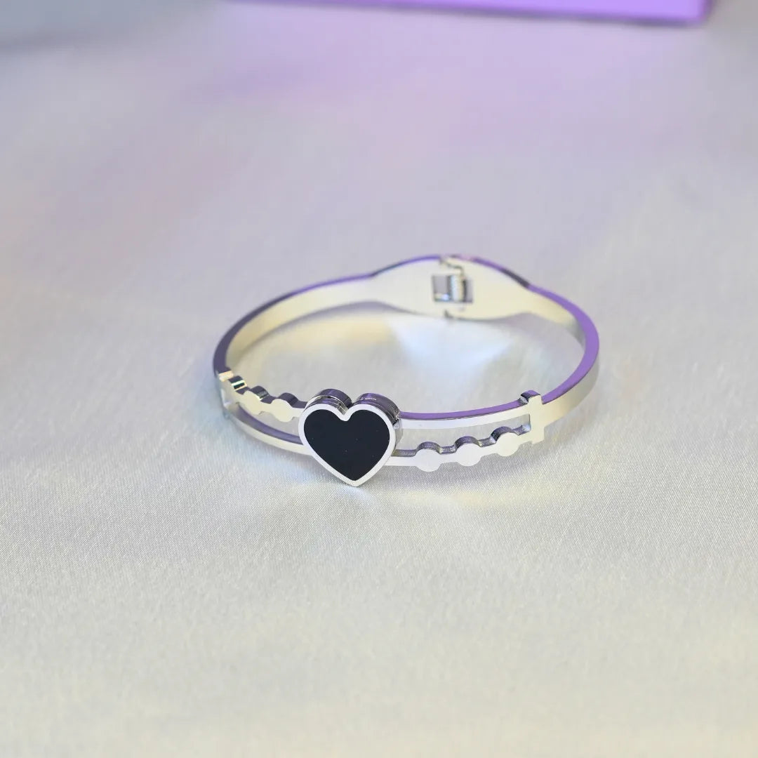 Bold Heart Bracelet