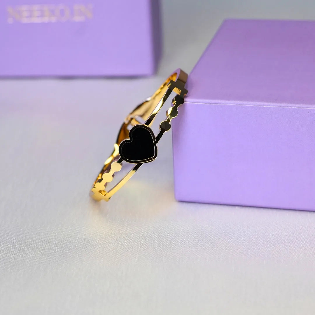 Royal Heart Bracelet