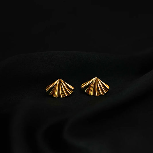 Golden Shell Earrings