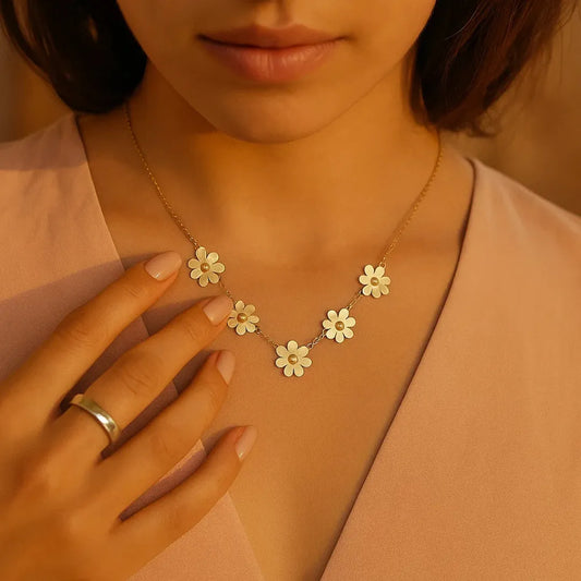 Bloom Aura Necklace