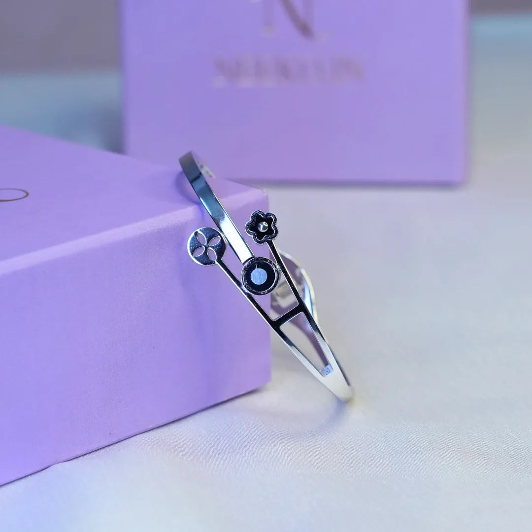 Stellar Petals Bracelet