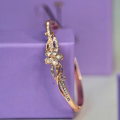 Floral Charm Bracelet