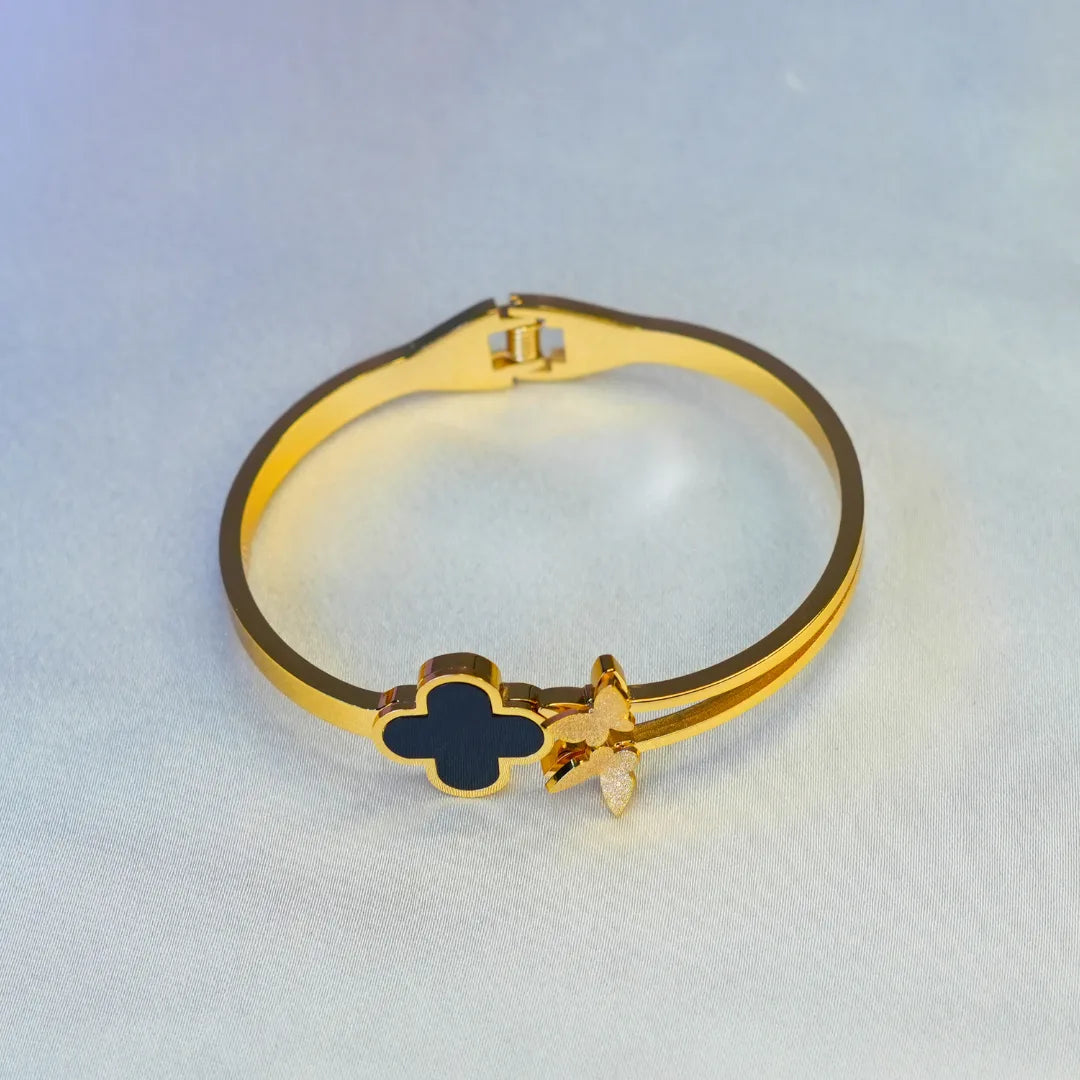 Golden Cloverfly Bracelet