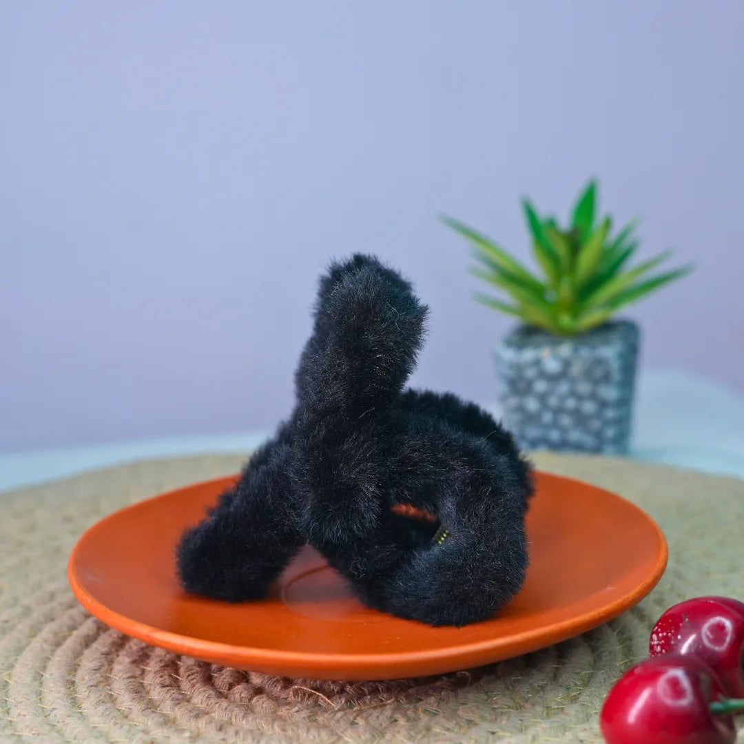 Furry Charm Hair Claws