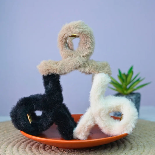 Furry Charm Hair Claws