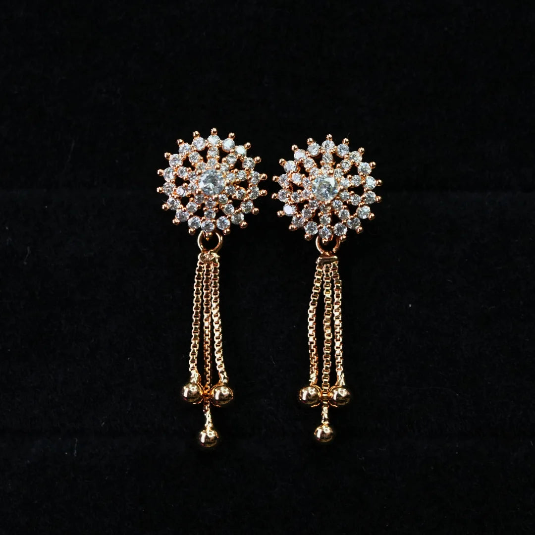 Gleam Bloom Tassels