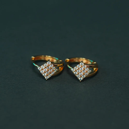 Micro-studded sparkle detailing
